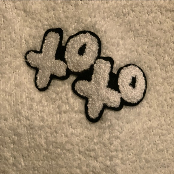 KARL LAGERFELD SWEATER never worn - Picture 7 of 8